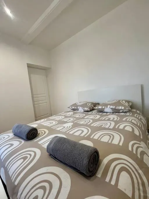 Appartement T2 Renove A 15 Min De Lyon à Pierre-Bénite France