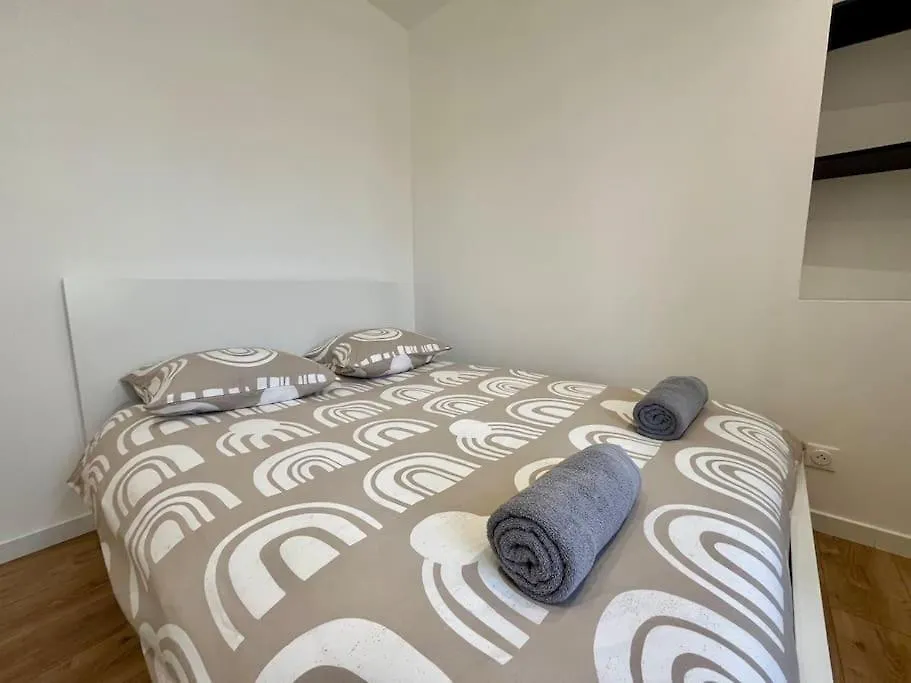 Appartement T2 Renove A 15 Min De Lyon à Pierre-Bénite France