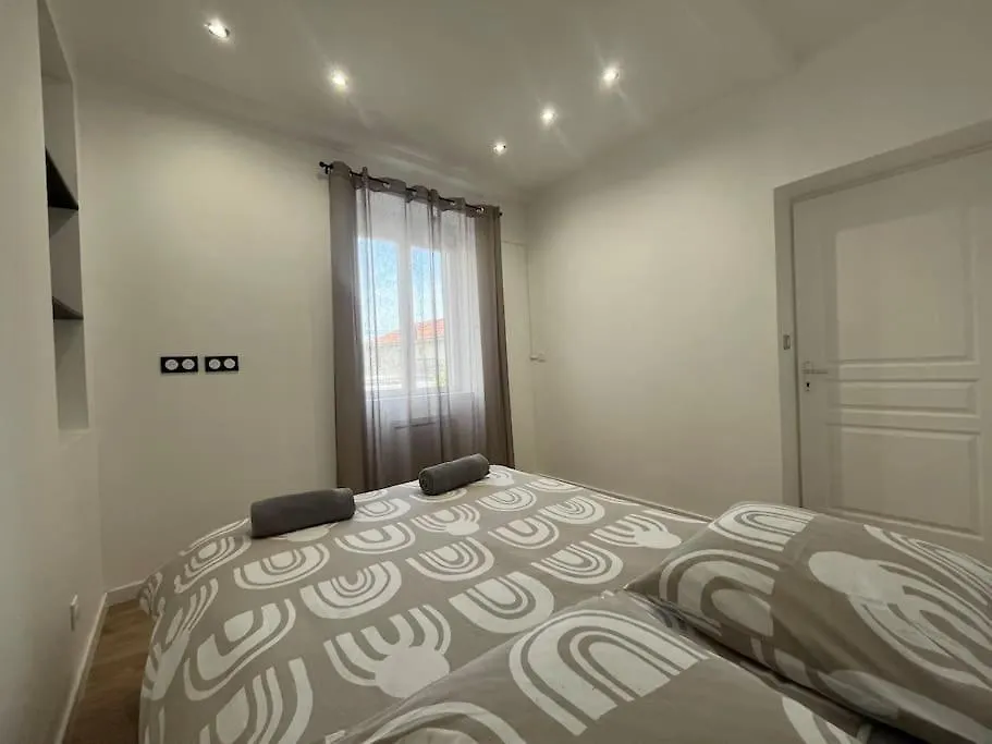 Appartement T2 Renove A 15 Min De Lyon à Pierre-Bénite