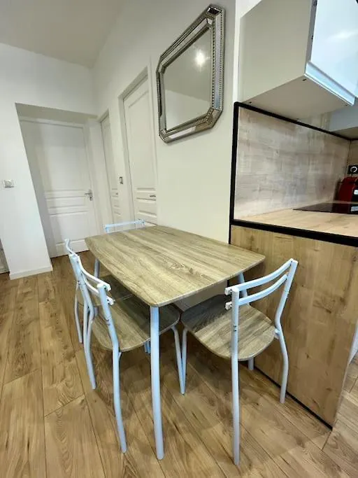 Appartement T2 Renove A 15 Min De Lyon à Pierre-Bénite 0*,  France
